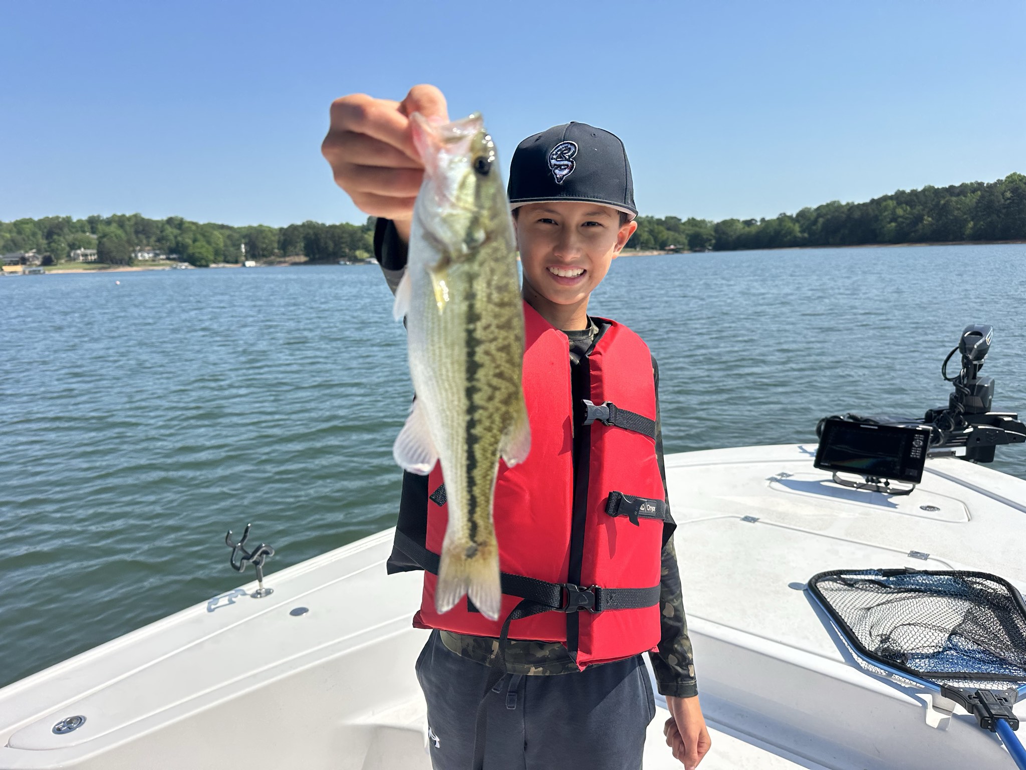 Lake Lanier Family Fishing: 28 Fish Landed