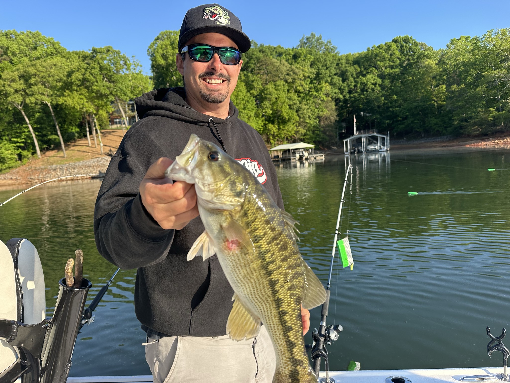 Lake Lanier Family Fishing: 28 Fish Landed
