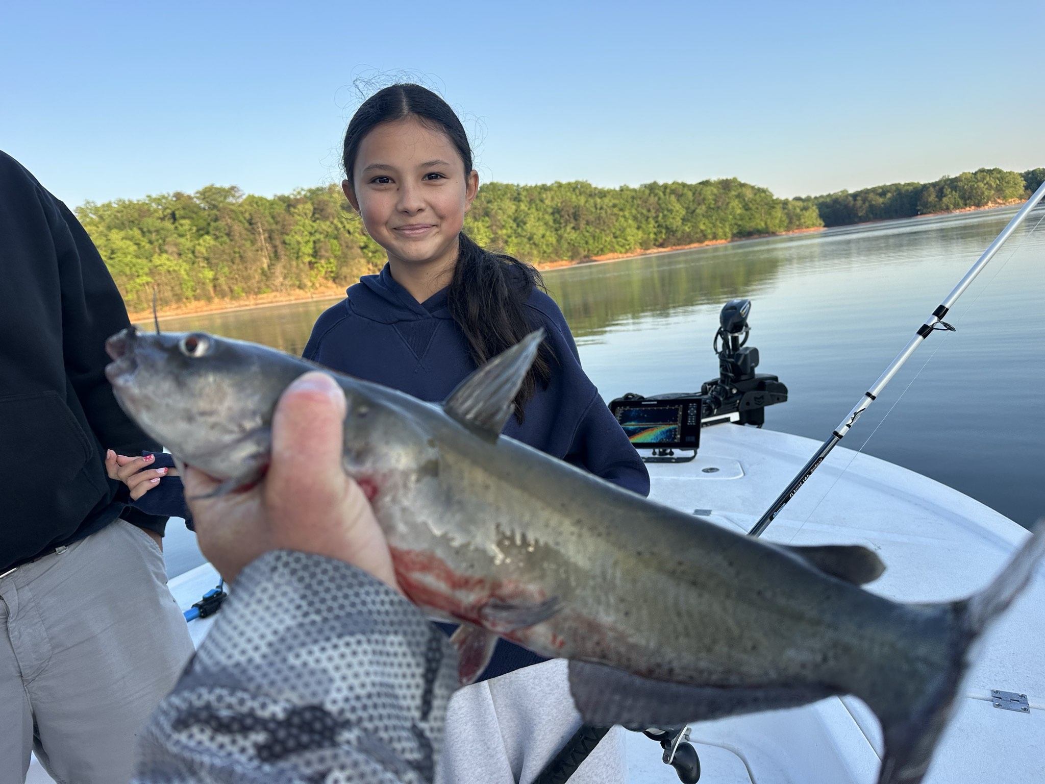 Lake Lanier Family Fishing: 28 Fish Landed