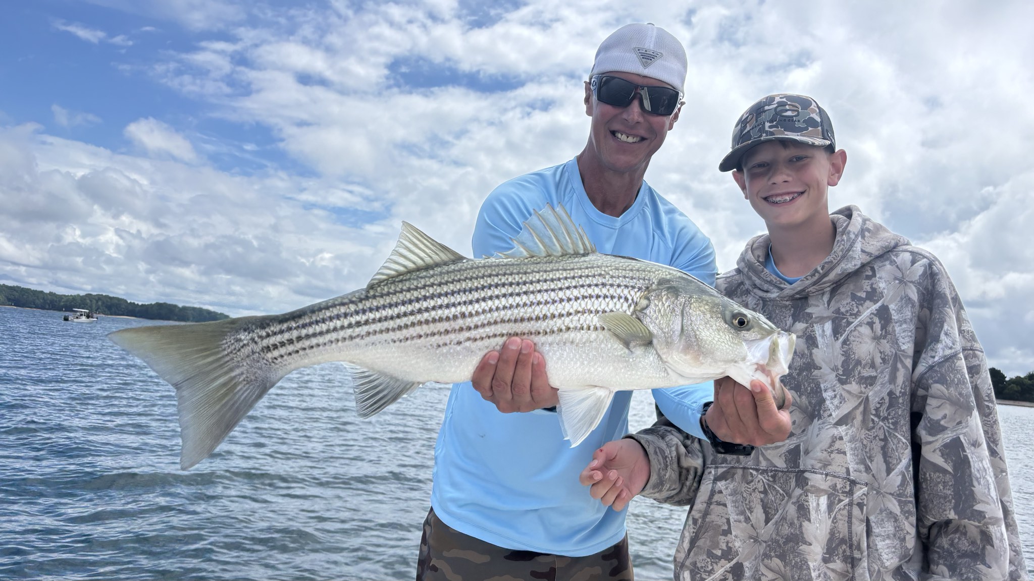 Trophy Gar and Stripers Light Up Lake Lanier