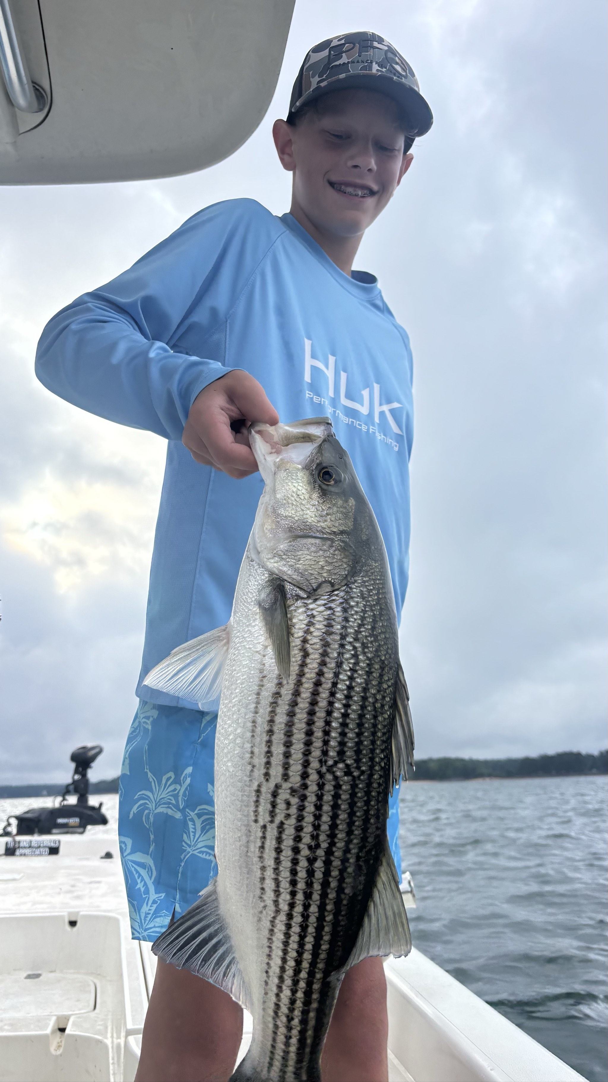 Trophy Gar and Stripers Light Up Lake Lanier